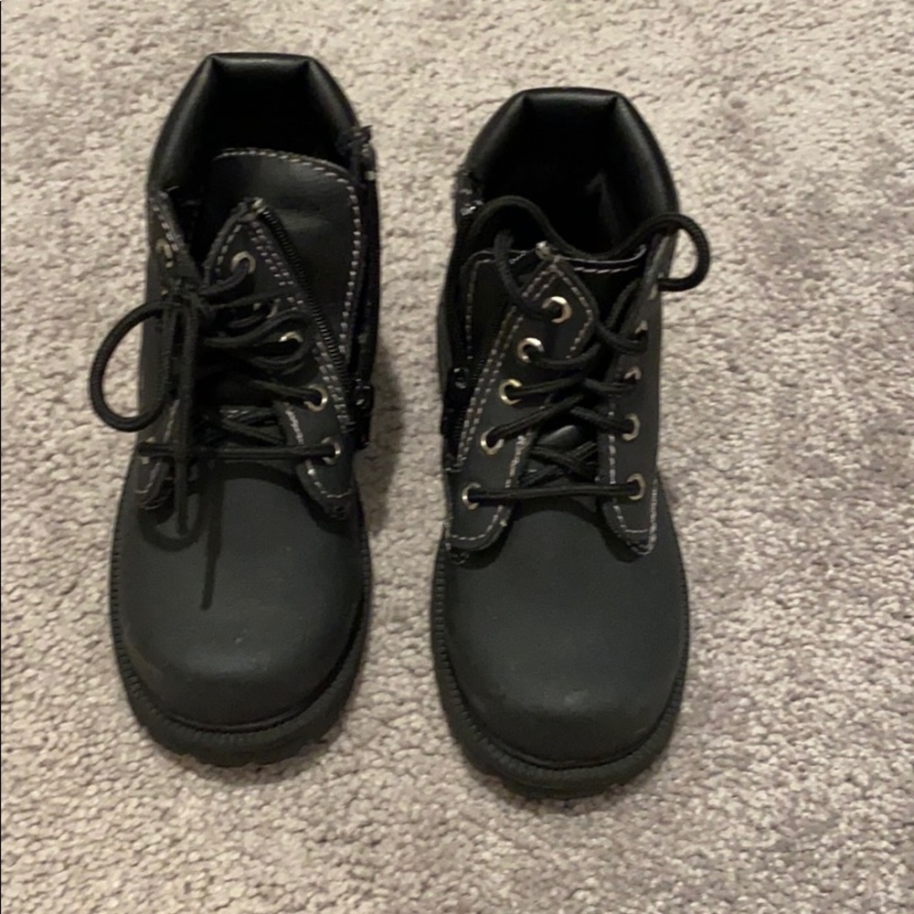 Boys fancy boots